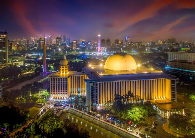 Mosquée Istiqlal Jakarta Indonesia Islamic history Java Wali Songo
